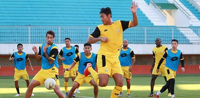 Bentrok Gunakan Stadion Patriot, Bhayangkara FC 'Ngungsi' ke Stadion Madya