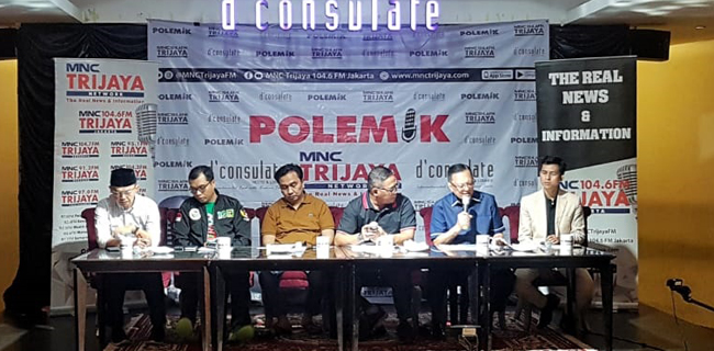 Effendi Simbolon: Kata Orang, Ketua Umum Golkar Adalah Pak Jokowi