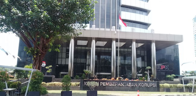 KPK Panggil Petinggi PT Lloyd's Register Untuk Tersangka RJ Lino