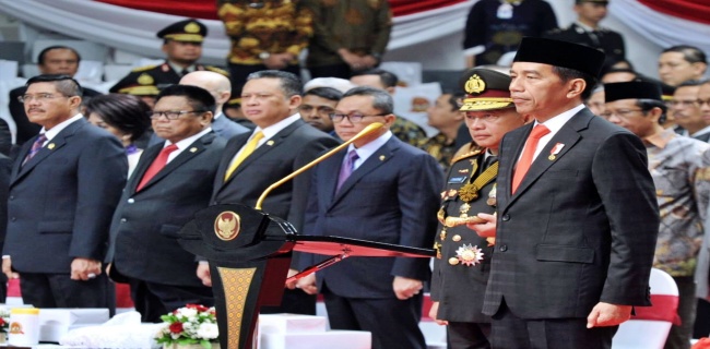 Jokowi Ingatkan Polri Sigap Dan Profesional Tangani Kejahatan Yang Makin Kompleks