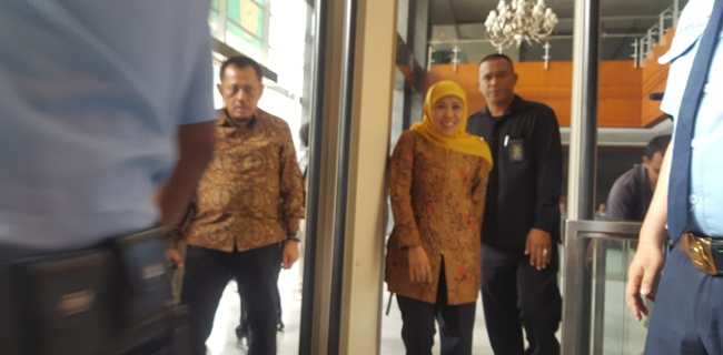 Bersaksi Di Pengadilan Tipikor Jakarta, Gubernur Khofifah Indar Parawansa Irit Bicara