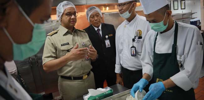 Anies Baswedan Tinjau Lokasi Program Dapur Qurban Di Hotel Borobudur