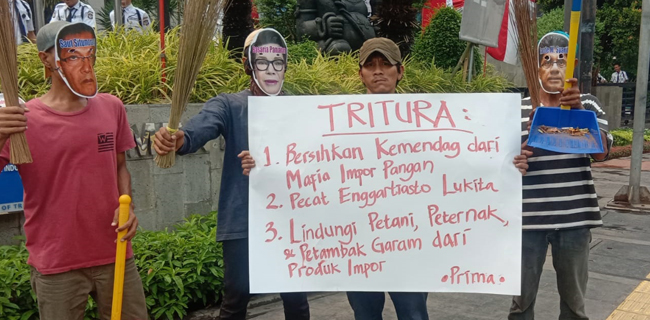 Demonstran Prima: KPK, Tangkap Enggartiasto Lukita<i>!</i>