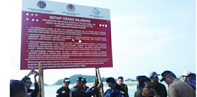 KLHK, KKP dan KPK Segel Pulau Tegal Mas Di Pesawaran