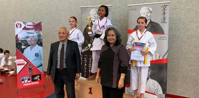 Siswi 5 SD Asal Purwakarta Raih Juara Karate Tradisional Tingkat Eropa