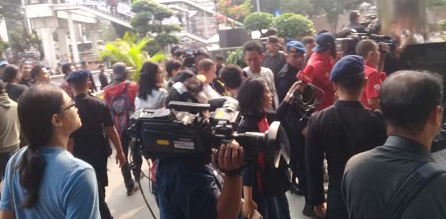 Demo Dukung Revisi UU KPK Ricuh, 2 Jurnalis Alami Kekerasan Saat Liputan
