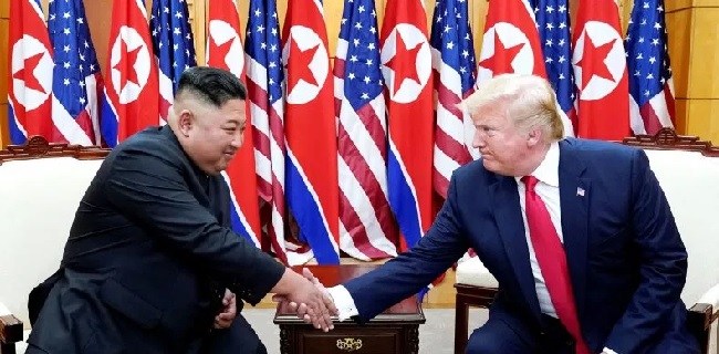 Lewat Surat, Kim Jong Un Undang Donald Trump Ke Pyongyang