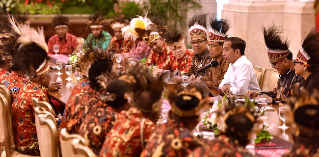 Seharusnya Yang Diundang Jokowi Perwakilan 7 Wilayah Adat Papua