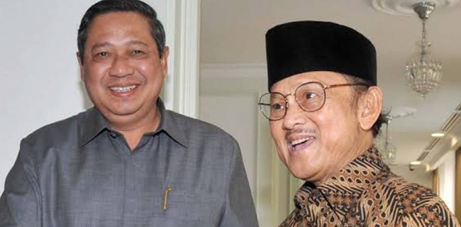 Lihat Habibie Dari Jauh, SBY Ditemani Ilham Habibie Dan Temmy Habibie