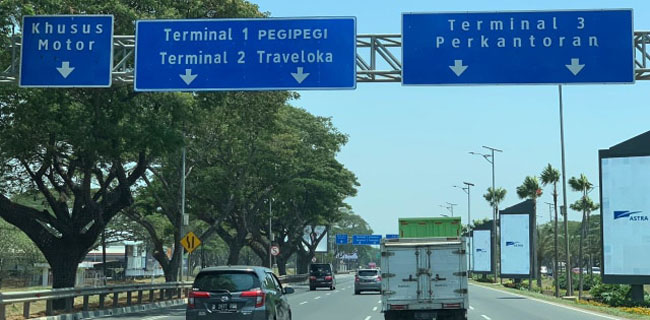 Alvin Lie Geram Nama Terminal Bandara Soetta Diganti Jadi Pegipegi Dan Traveloka