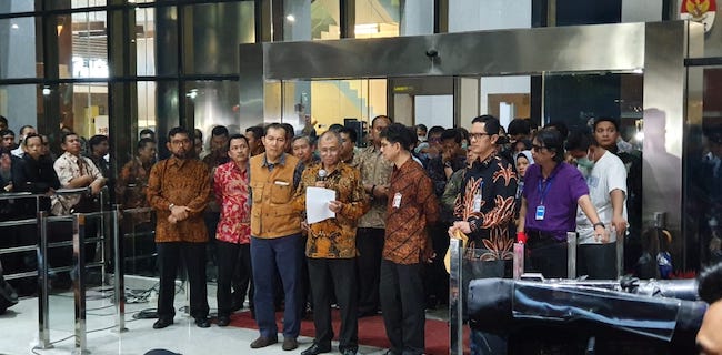 Laode: Pak Jokowi, Tolong Pimpinan KPK Juga Dimintai Pendapat