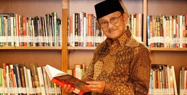 Selamat Jalan Prof. Habibie, Jasa Dan Karyamu Untuk Indonesia Tercatat Dengan Tinta Emas