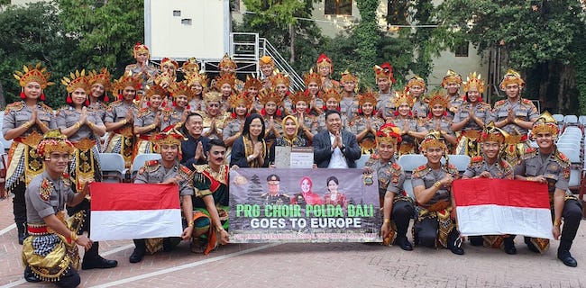 Bhayangkari Apresiasi Prestasi Paduan Suara Polda Bali Di Italia