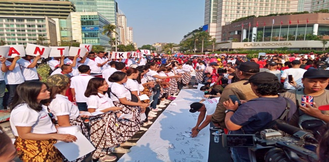 KPK Sekarang Pincang, Srikandi Milenial Kumpulkan Tanda Tangan Dukungan Pelantikan Firli Dkk