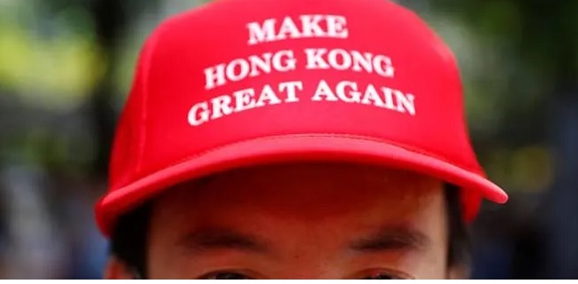 Desak AS Campur Tangan, Pengunjuk Rasa: <i>Make Hong Kong Great Again</i>