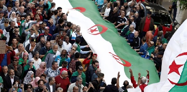 23 Tokoh Kantongi Tiket Untuk Bersaing Rebut Kursi Nomor Satu Aljazair