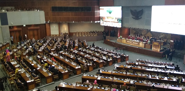 Baru Dilantik, Setengah Lebih Wakil Rakyat Sudah Bolos Paripurna