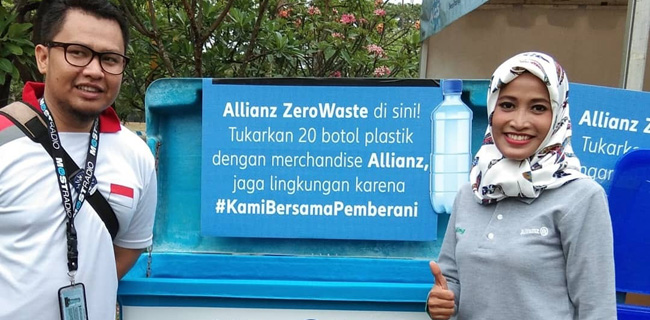 Allianz Indonesia Lindungi Masyarakat Lewat Program Tukar Sampah
