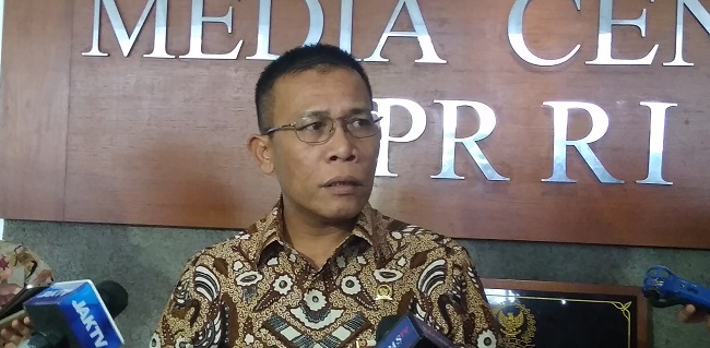 KPK Kecewa Tidak Terlibat Pilih Menteri, Masinton: Jangan <i>Kepo!</i>