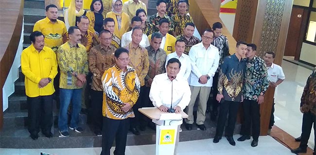 Prabowo Akui Sedang <i>Kulonuwun</i> Masuk Koalisi