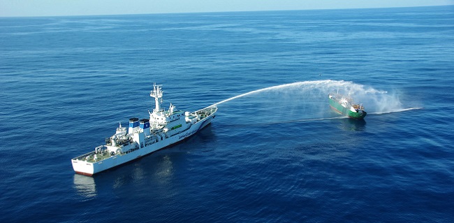 Nekat Masuki ZEE Jepang, Kapal Nelayan Korut Tabrak Kapal Patroli Jepang