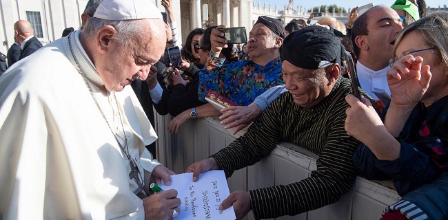Jelang Pelantikan Presiden, Paus Fransiskus Beri Berkat Damai Untuk Bangsa Indonesia