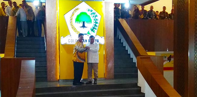 Di Mata Airlangga, Prabowo Almamater Terbaik Partai Golkar