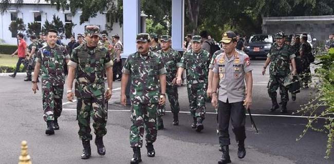 Panglima TNI Dan Kapolri Bermalam Di Makassar, Besok Kunker Ke Papua