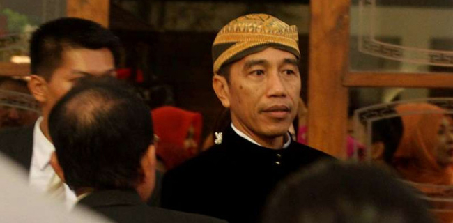 Bukan Soal Milenial, Pertanyaannya Kenapa Jokowi Menggemukkan Istana