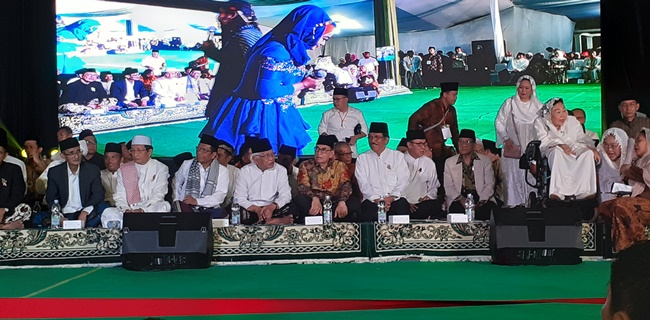 Kiai, Menteri, Hingga Politisi Duduk Bareng Di Haul Gus Dur
