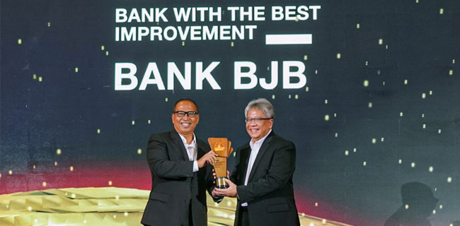 Bank BJB Raih <i/> The Best Improvement Bank </i> Pada Ajang CNBC Indonesia Award