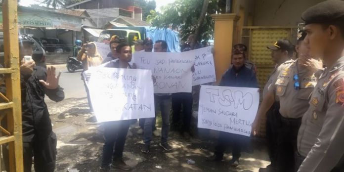 Kental Aroma Nepotisme, Rekrutmen Panwascam Diprotes Masyarakat