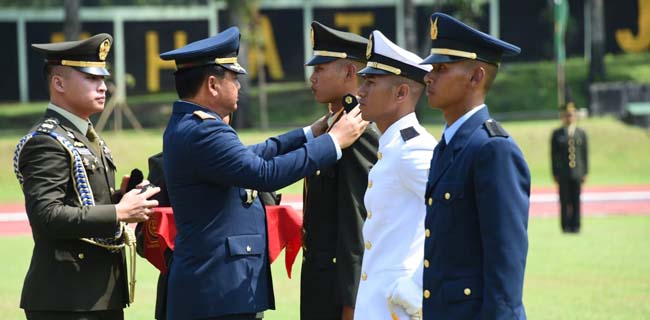 Panglima Hadi Tjahjanto Lantik 92 Perwira Karier TNI