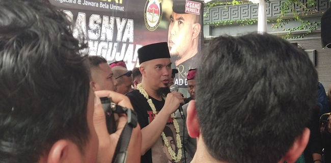 Ogah Gabung Jokowi Seperti Prabowo, Ahmad Dhani: Saya Akan Timbul Tenggelam Bersama Rakyat