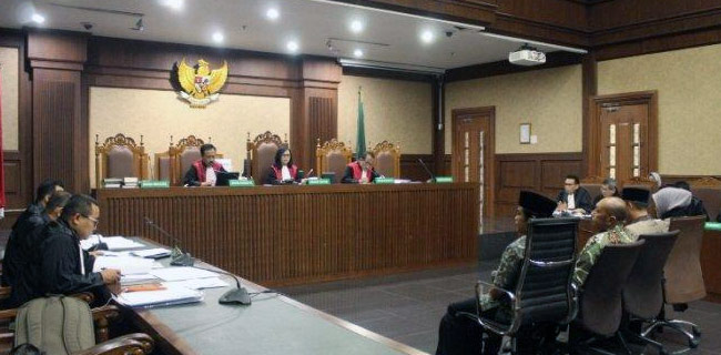 Terima Suap, 4  Eks Anggota DPRD Lampung Tengah Dituntut 5 Tahun Penjara