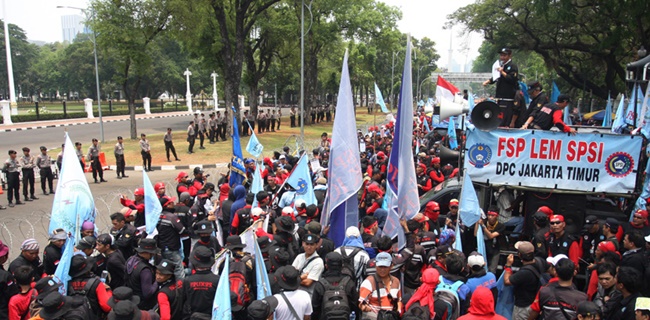 90 Persen Buruh Tolak Omnibus Law Cipta Lapangan Kerja, Termasuk Serikat Pro Jokowi