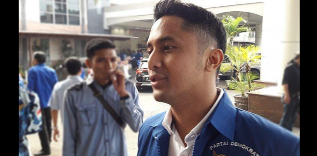 Hasto Bantah Hengky Kurniawan Sudah Nyebrang Ke PDIP