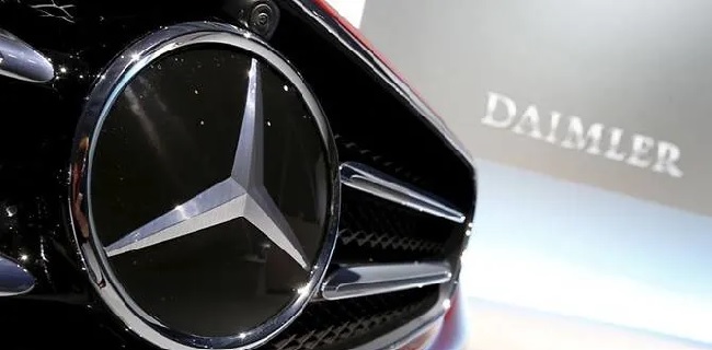 <i>Sunroof</i> Bermasalah, Daimler Tarik 744 Ribu Mobil Mercedes-Benz Di AS
