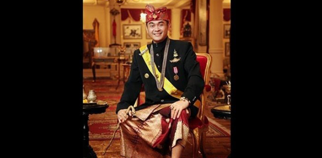 Ngaku Keturunan Raja Majapahit, Anggota DPD RI Arya Wedakarna Dilaporkan Ke Polisi