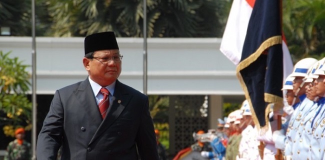 100 Hari Pertama Prabowo Jadi Menhan Masih Meragukan