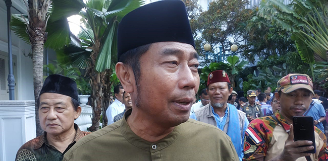 Tantang Abu Janda, Haji Lulung: Kalau Tidak Betah Di Jakarta, Pergi Sana<i>!</i>