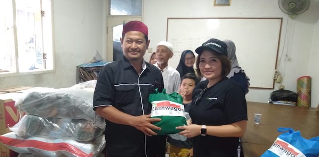 Peduli Banjir, Cashwagon Kirim 380 Paket Bantuan Ke Tangerang