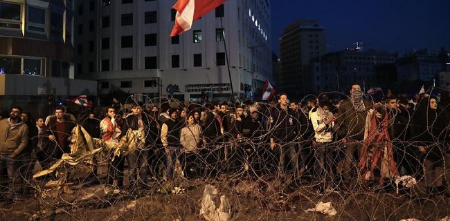100 Hari Gerakan Anti-Pemerintah, Lebanon Masih Ricuh
