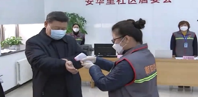 Lama Tak Terlihat, Xi Jinping Muncul  Kunjungi Pusat Penanggulangan Virus Corona