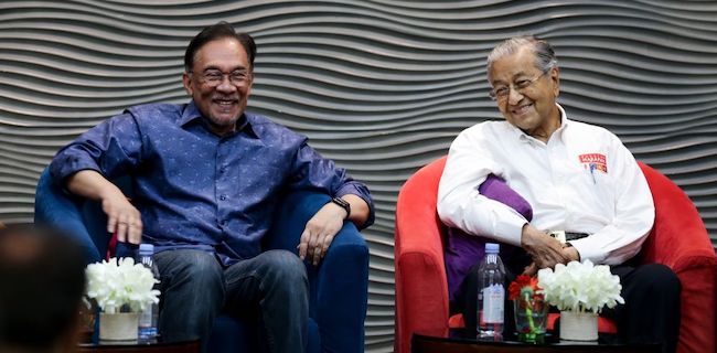 Anwar Ibrahim Temui Mahathir Mohamad, Bahas Keretakan?