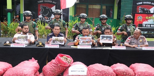 Sekitar 5,4 Ton Bawang Merah Selundupan Diamankan Tim Satgas Perbatasan RI - Malaysia