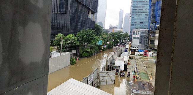 Banjir Lumpuhkan Roda Ekonomi Warga Bendungan Hilir