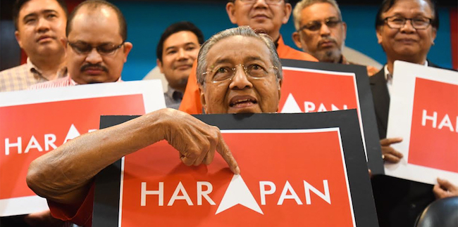 Suhu Politik Malaysia Memanas, Koalisi Pemerintahan Mahathir Terancam Pecah