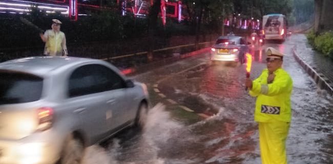 BMKG: Hujan Lebat Di Jakarta Dampak Dari Dua Siklon Tropis