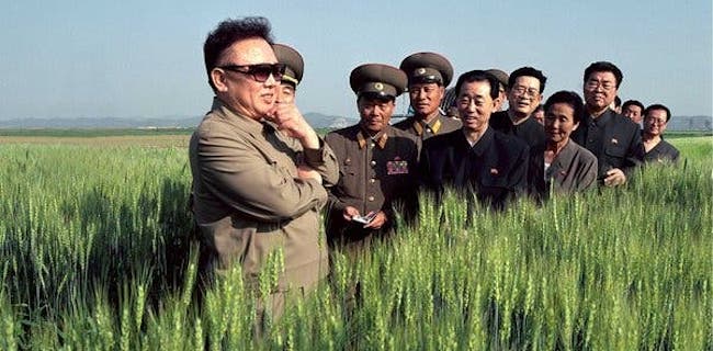 Peringati 78 Tahun Kim Jong Il, Dubes DPRK: Beliau Abadikan Diri Untuk Kemakmuran Rakyat
